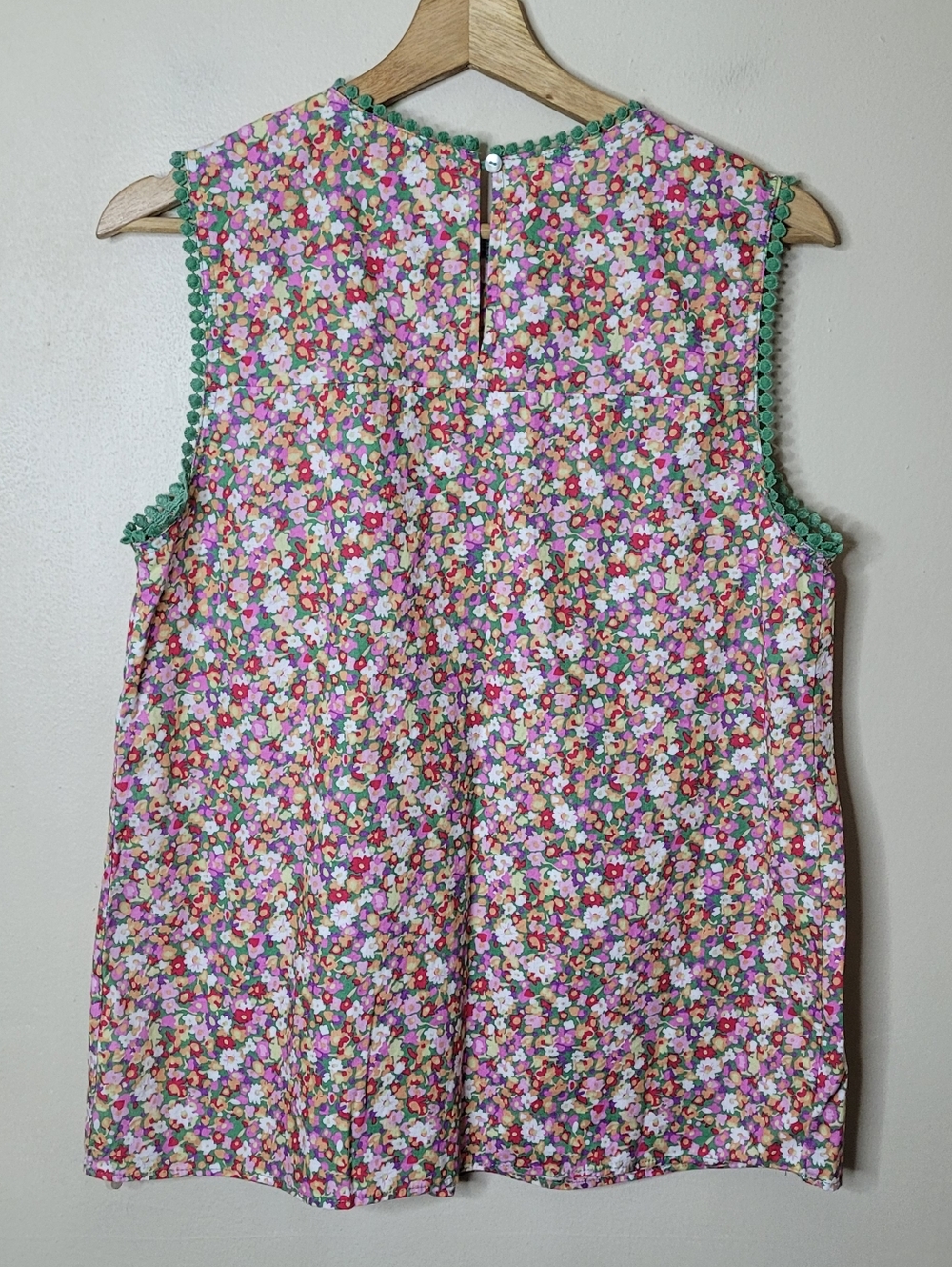 Jodifl Ditsy Floral Tank Top Size M - Picture 7 of 12